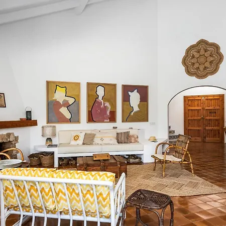 Casa Esquinera - En Trebaluger Вилла *